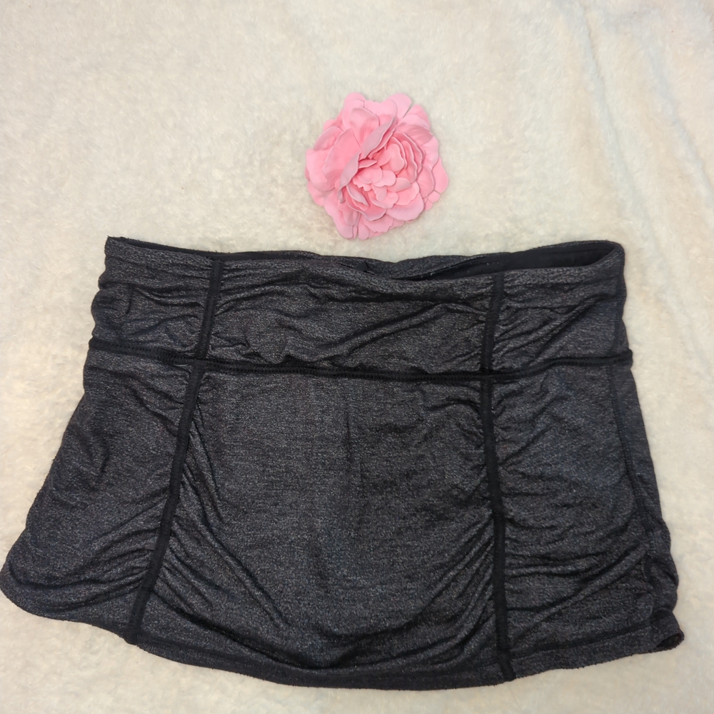 Athleta Charcoal Gray Workout Skort Size L Stretch With Silicone Strips